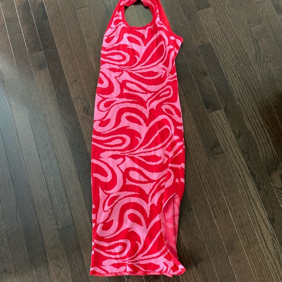 Strawberry Swirl MIDI Dress - Picture 2 of 10